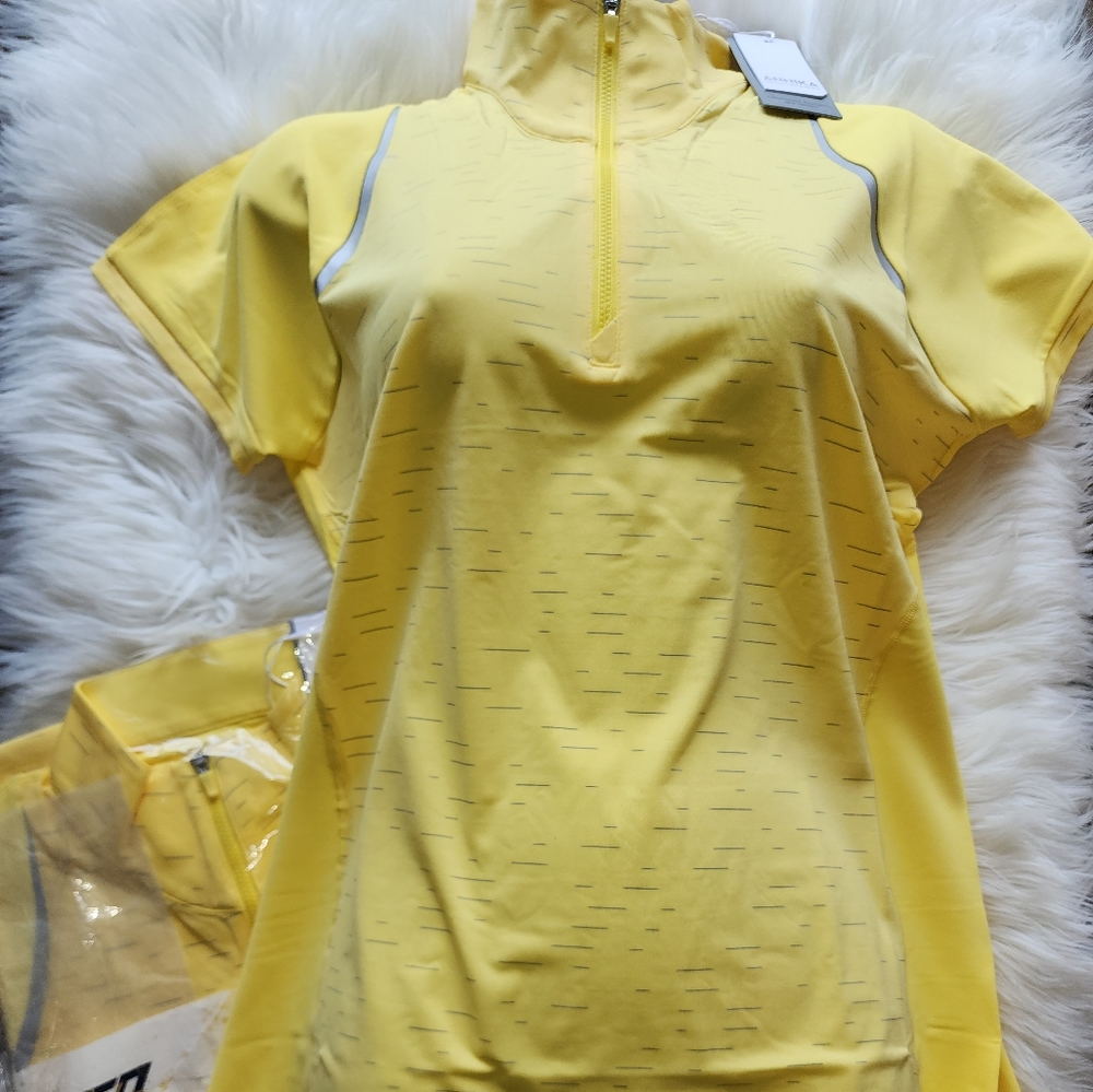 Cutter & Buck Womens Yellow 1/4 zip collar golf tennis shirt DryTec UPF 50 New!